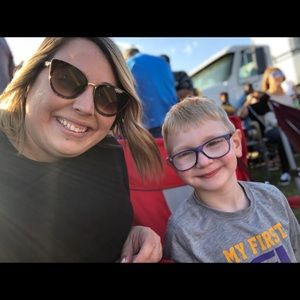 Meet your Posher, Jillian